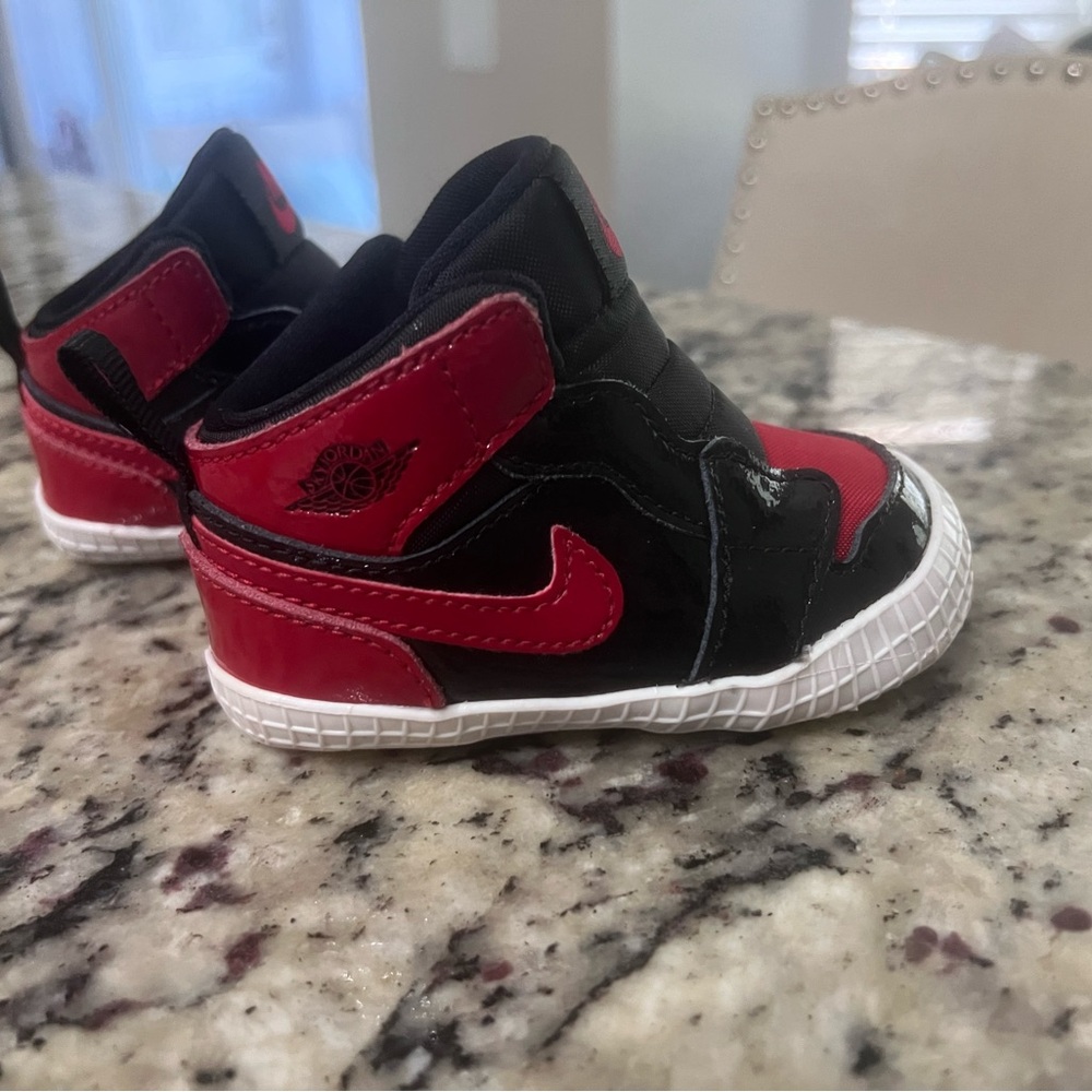Jordan 1 crib
